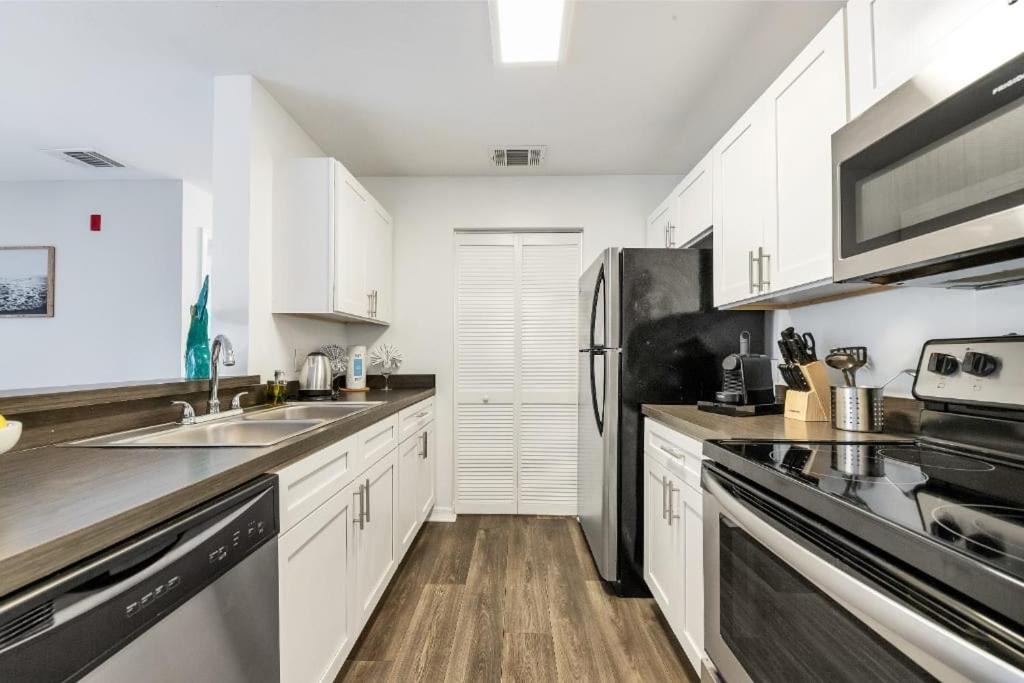 Scenic And Vibrant 1Br With Balcony Gym Pool Apartamento Bradenton Exterior foto